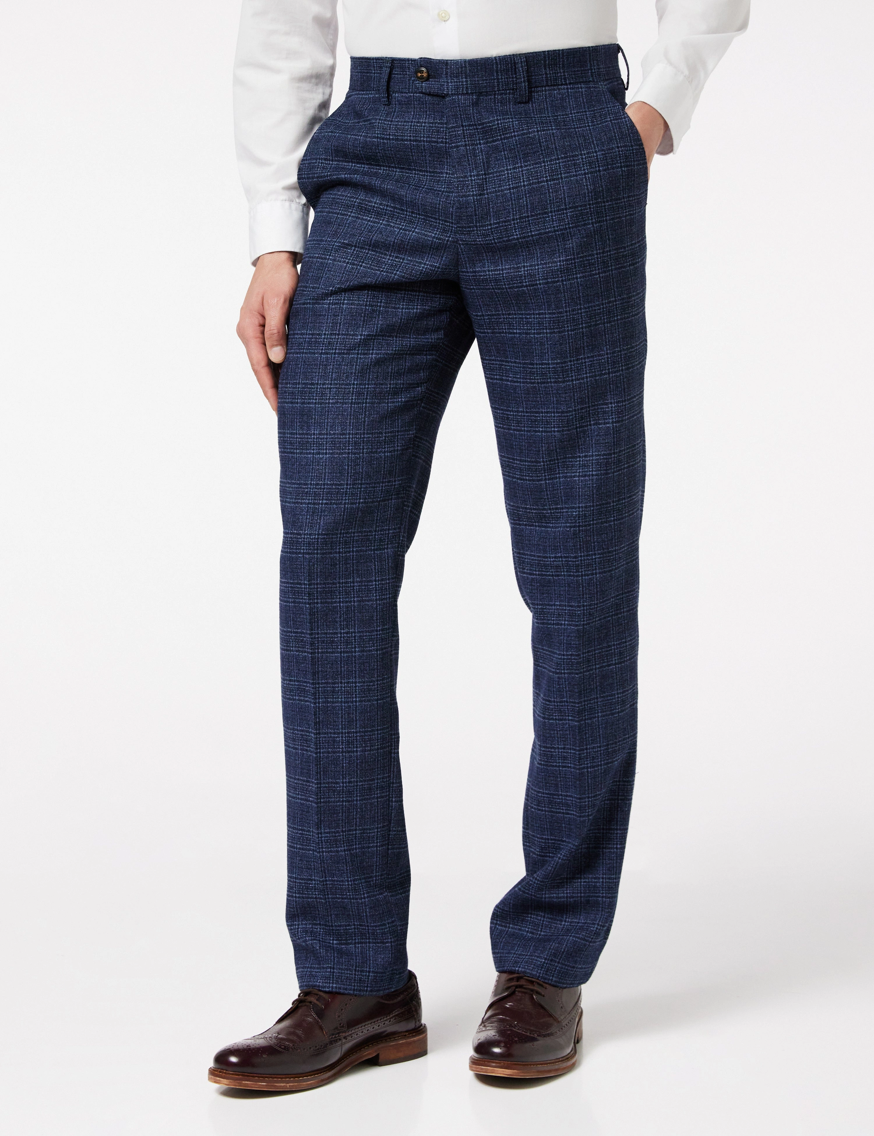 Abel, l'élégance marine: Pantalon de costume tweed bleu marine sur mesure, parfait pour vos occasions.