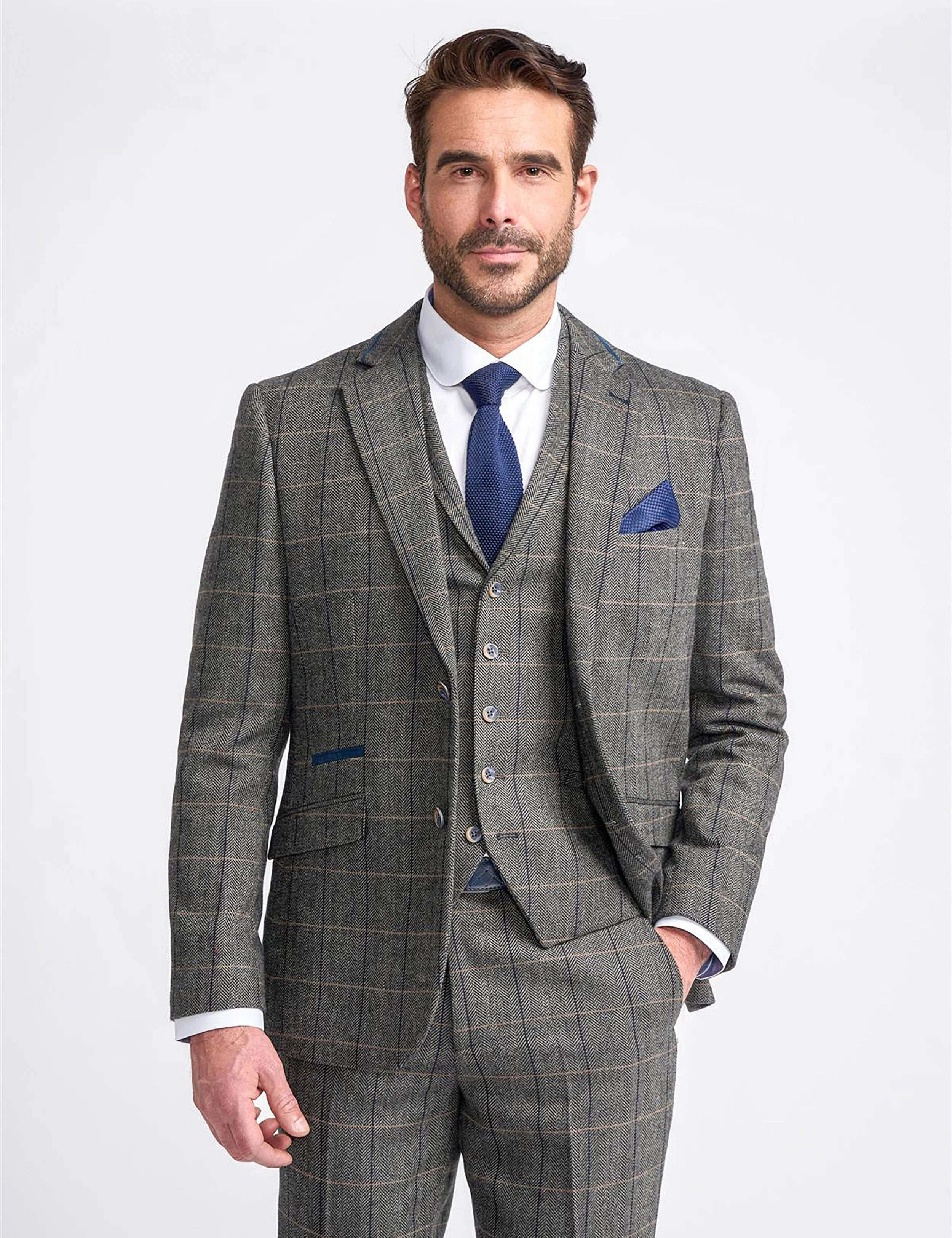 Blazer Tweed Albert Gris: Un classique revisité, chic et intemporel pour un look impeccable et élégant.